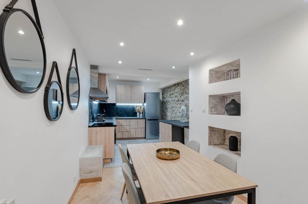 Apartment Gorgeous 2 Bedrooms Apt Great Kitchen, Center Nice