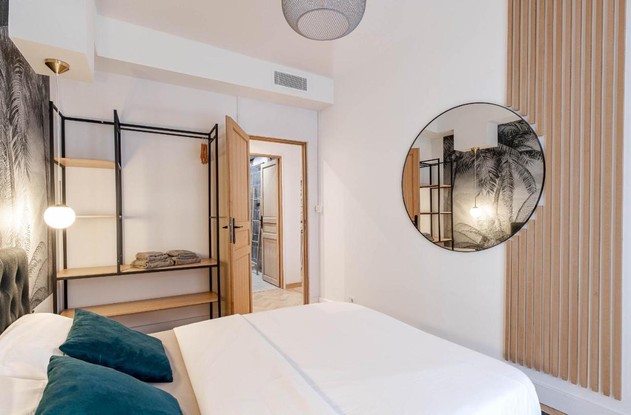Gorgeous 2 Bedrooms Apt Great Kitchen, Center Apartment *